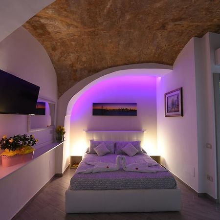 Petros Room Camere Салерно Экстерьер фото