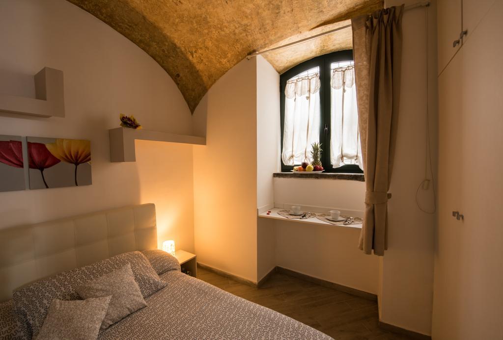 Petros Room Camere Салерно Экстерьер фото