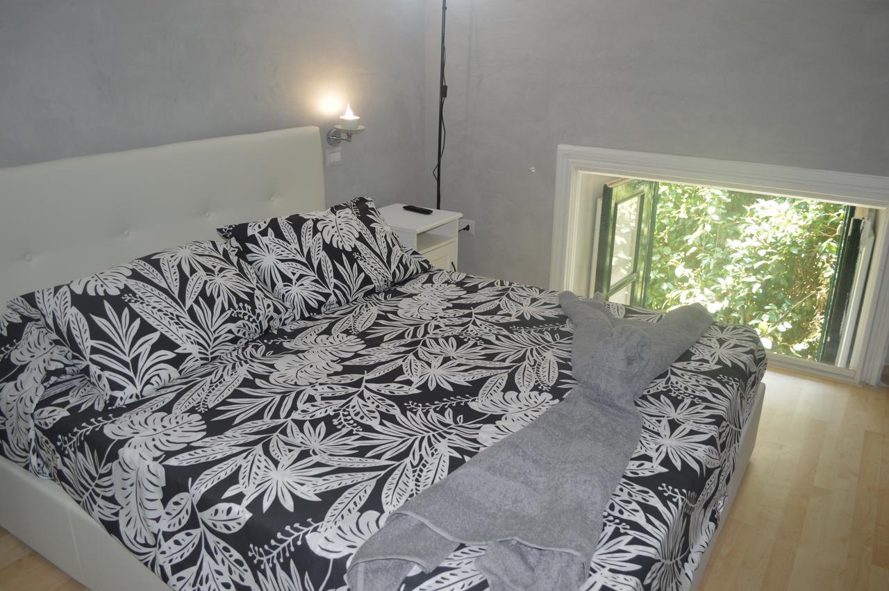 Petros Room Camere Салерно Экстерьер фото