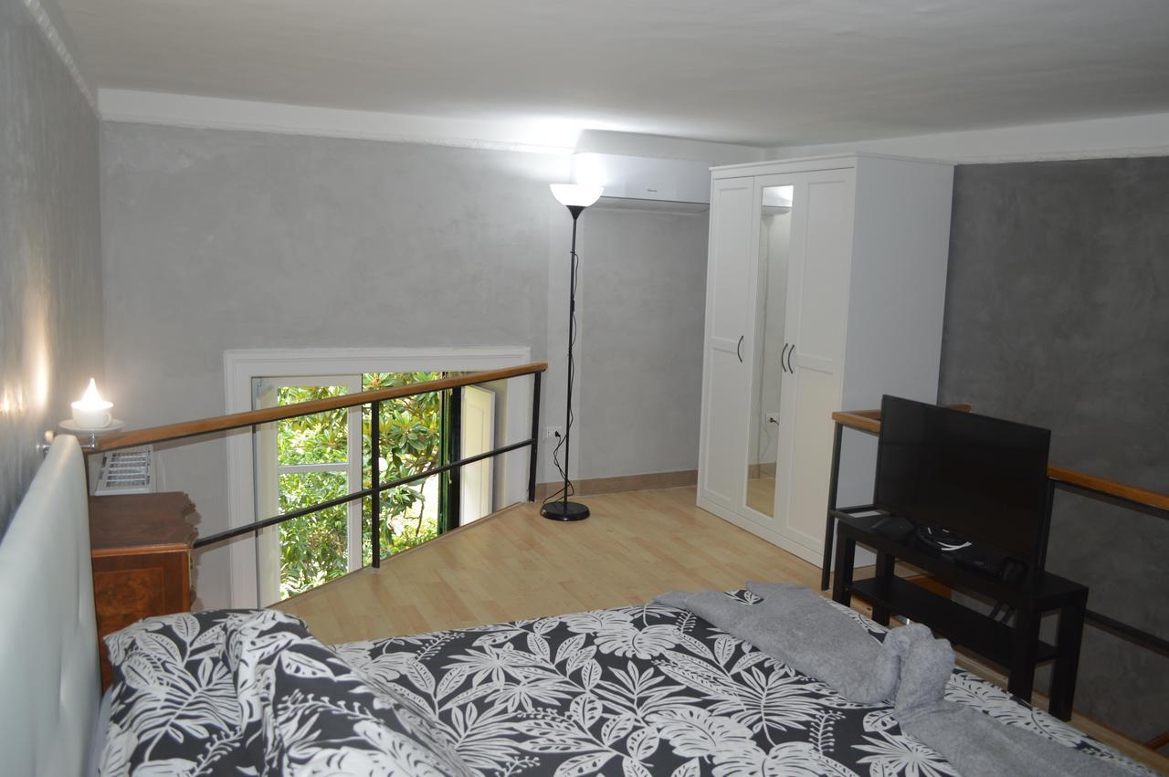 Petros Room Camere Салерно Экстерьер фото